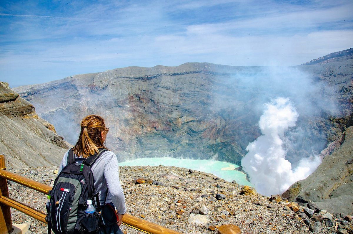 Mount Aso crater (Nakadake)