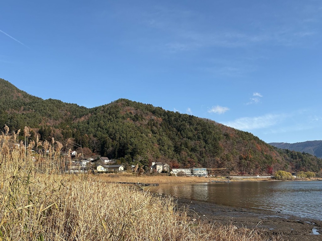 Karuizawa Taliesin — Lake Shiozawa