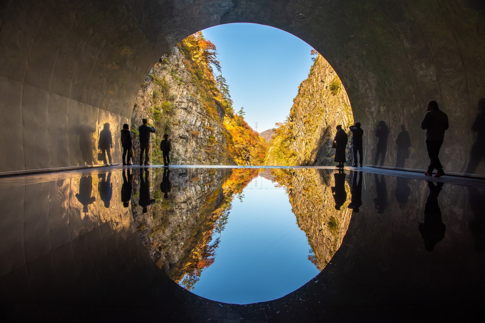 Kiyotsu Gorge — Tunnel of Light