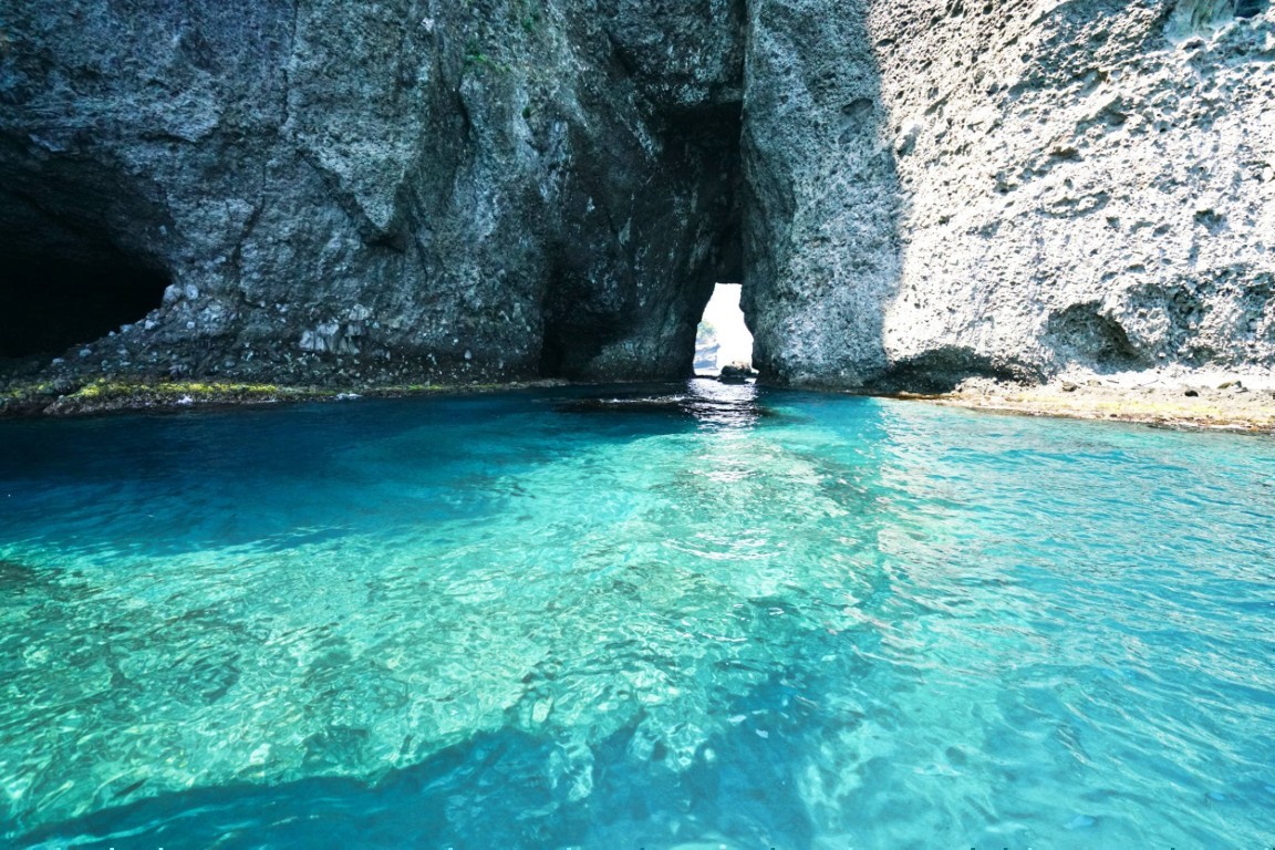 Blue Cave — luminous blue-sea adventure